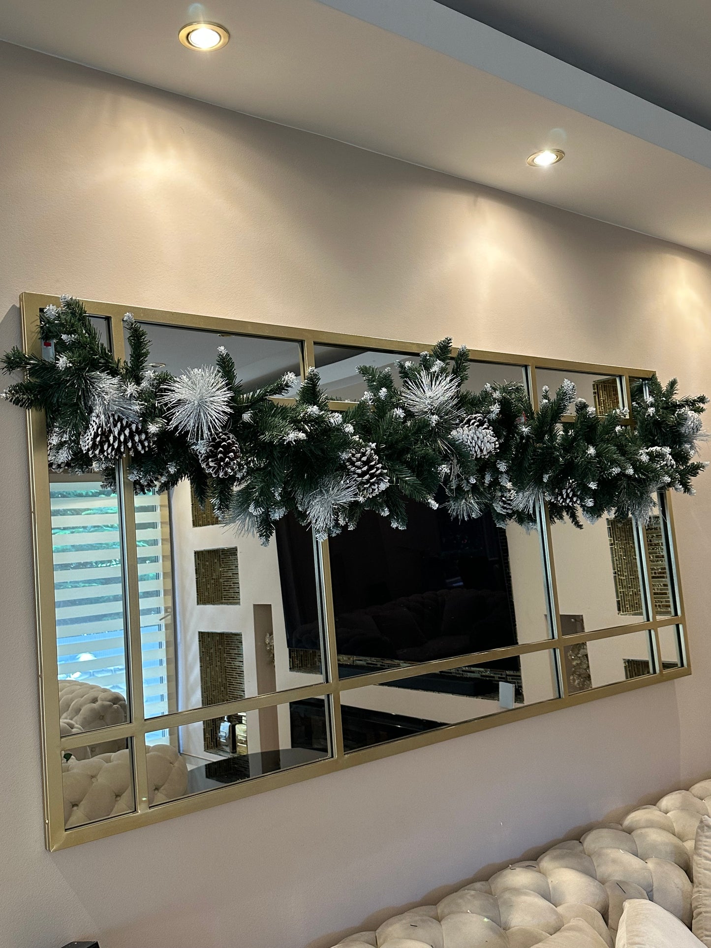 Goldline Weihnachts-Tannengirlande mit Schnee und Zapfen 200cm