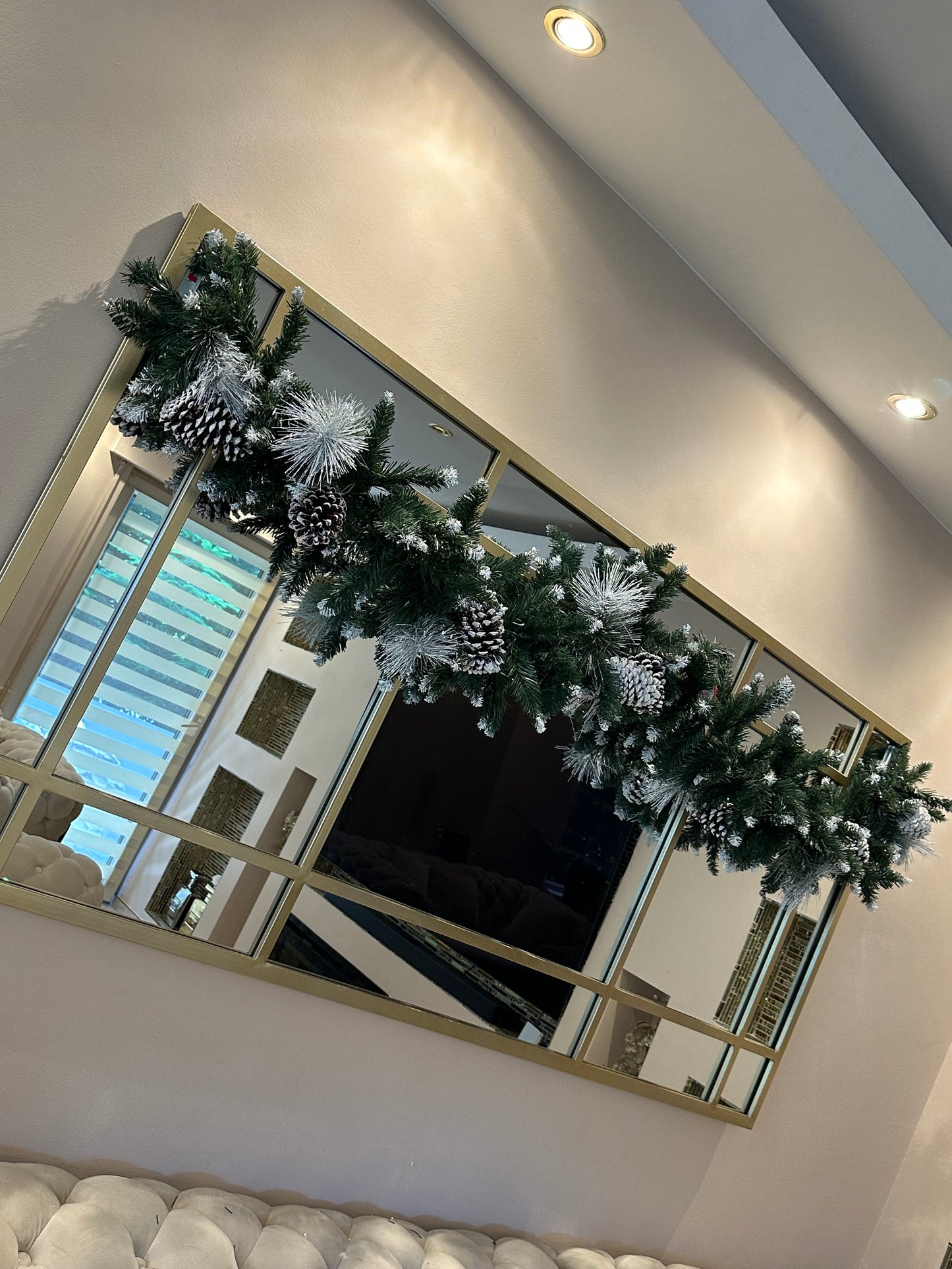 Goldline Weihnachts-Tannengirlande mit Schnee und Zapfen 200cm