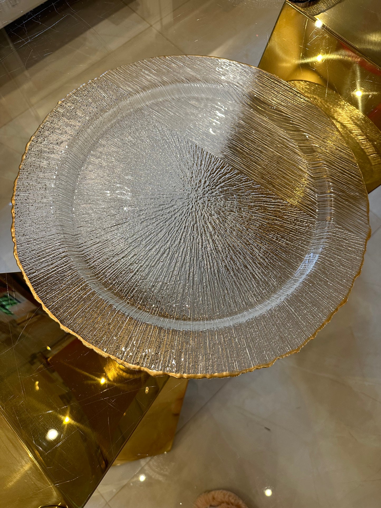 Goldline- Glasteller 28 cm mit goldenem Rand – Eleganter Teller für festliche Anlässe