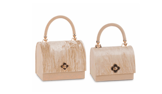 Goldline-Exklusive Deko Tasche / Geschenk Box beige aus Samt und Golddetails, in 2 Größen wählbar S: 16cm x 10,5cm x 12,5cm, M: 19cm x 13,5cm x 15,5cm