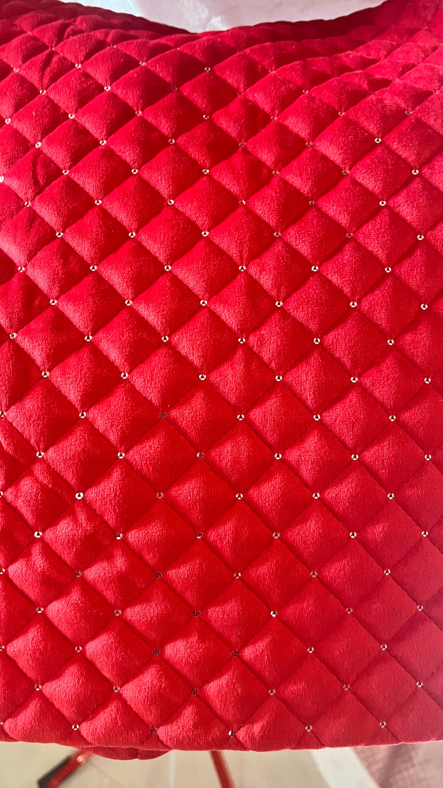 Goldline- Weihnachts Deko-Set: Tischläufer, Baumrock, Kissen und Kaminsocke (Tischläufer: 180 x 32 cm , Baumrock: 90 cm, Kissen: 45 x 45 cm  und Kaminsocke: 49 cm)