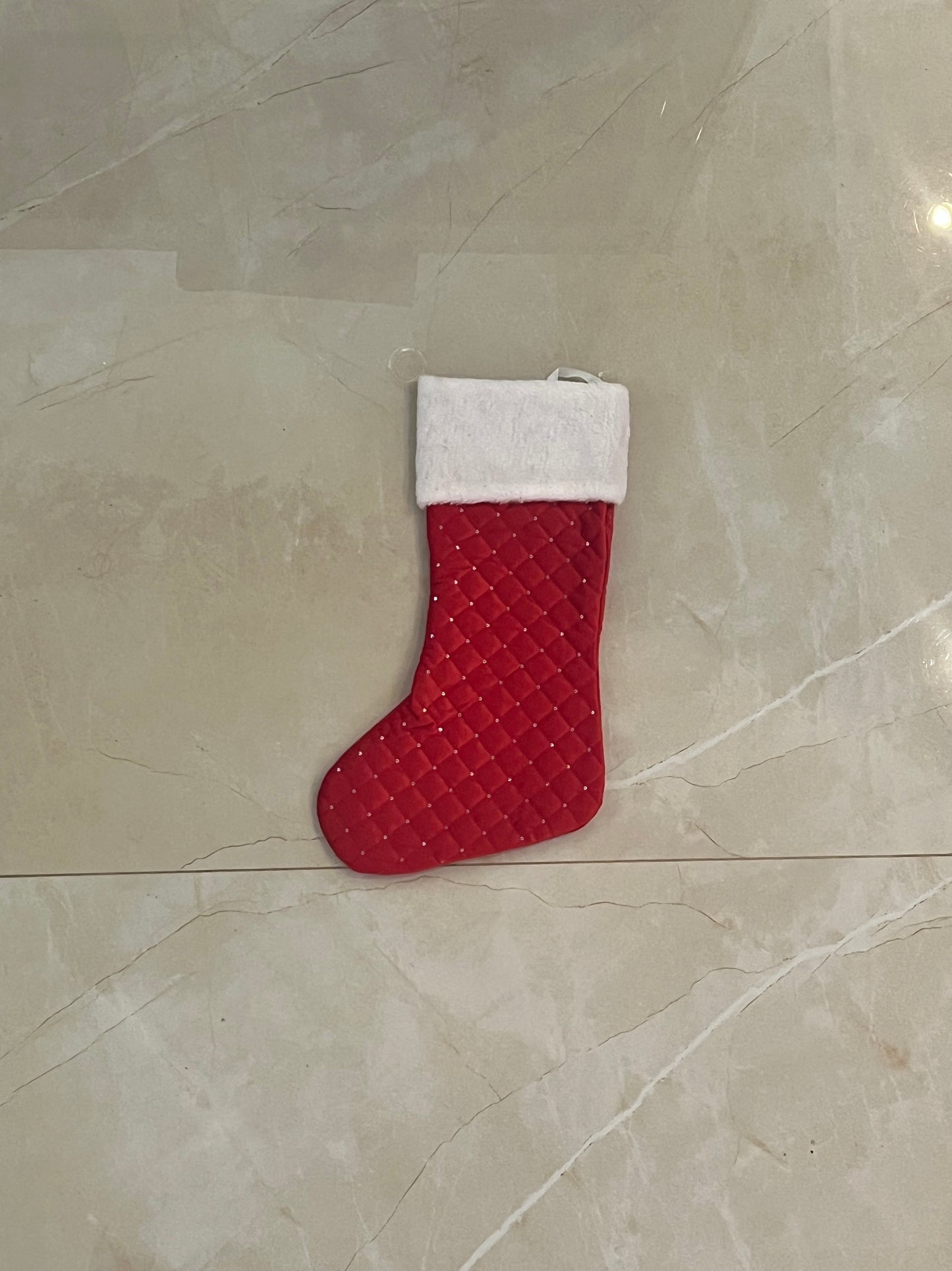 Goldline- Weihnachts Deko-Set: Tischläufer, Baumrock, Kissen und Kaminsocke (Tischläufer: 180 x 32 cm , Baumrock: 90 cm, Kissen: 45 x 45 cm  und Kaminsocke: 49 cm)