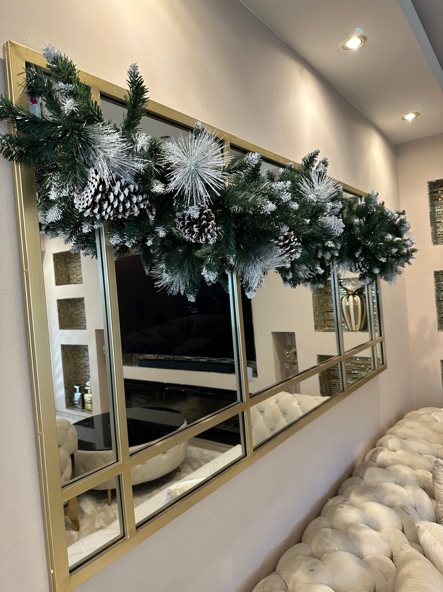 Goldline Weihnachts-Tannengirlande mit Schnee und Zapfen 200cm
