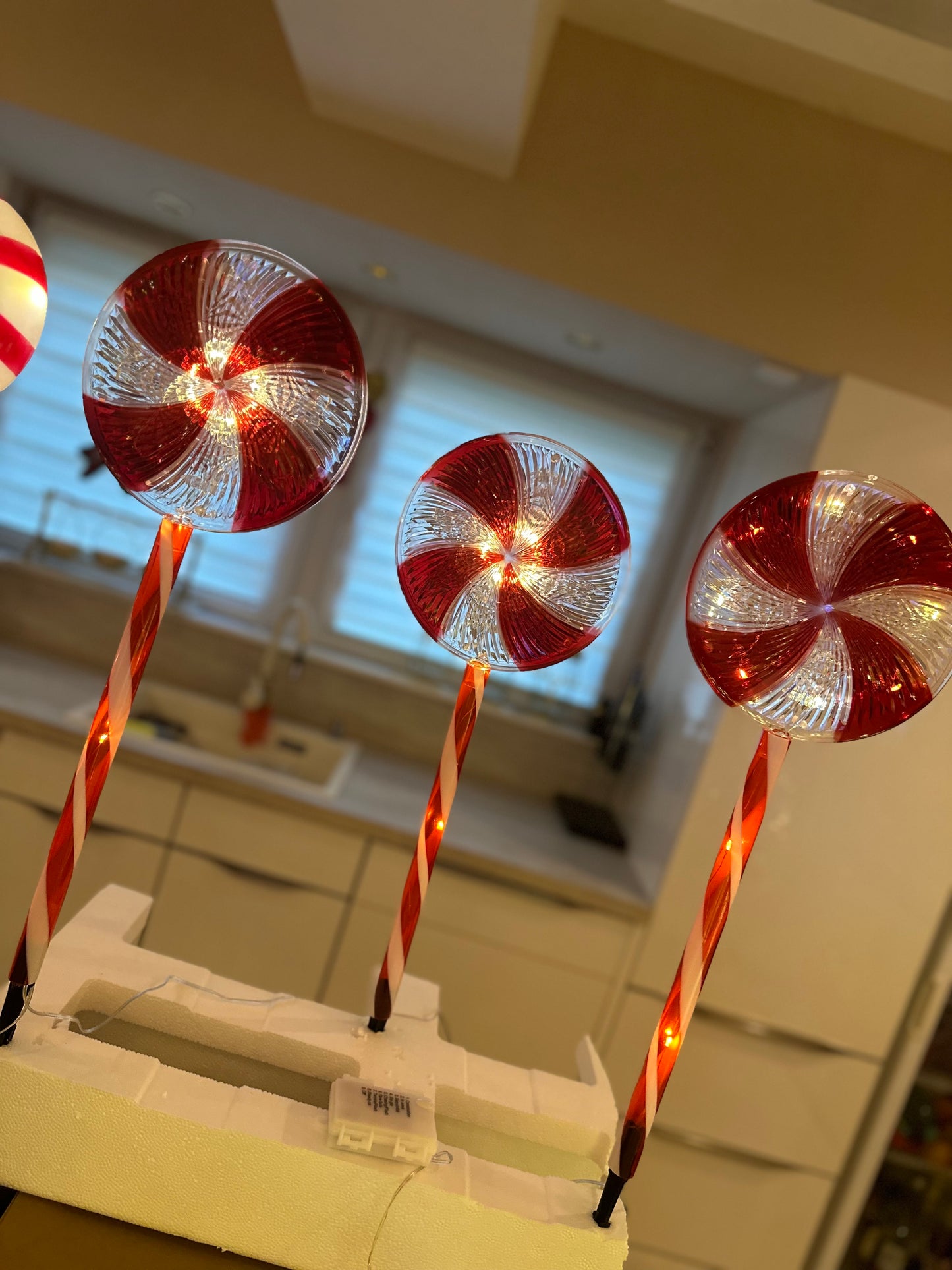 Goldline- Weihnachts Candy Lollis 3er set mit Beleuchtung 48 LEDs 62cm Indoor & Outdoor