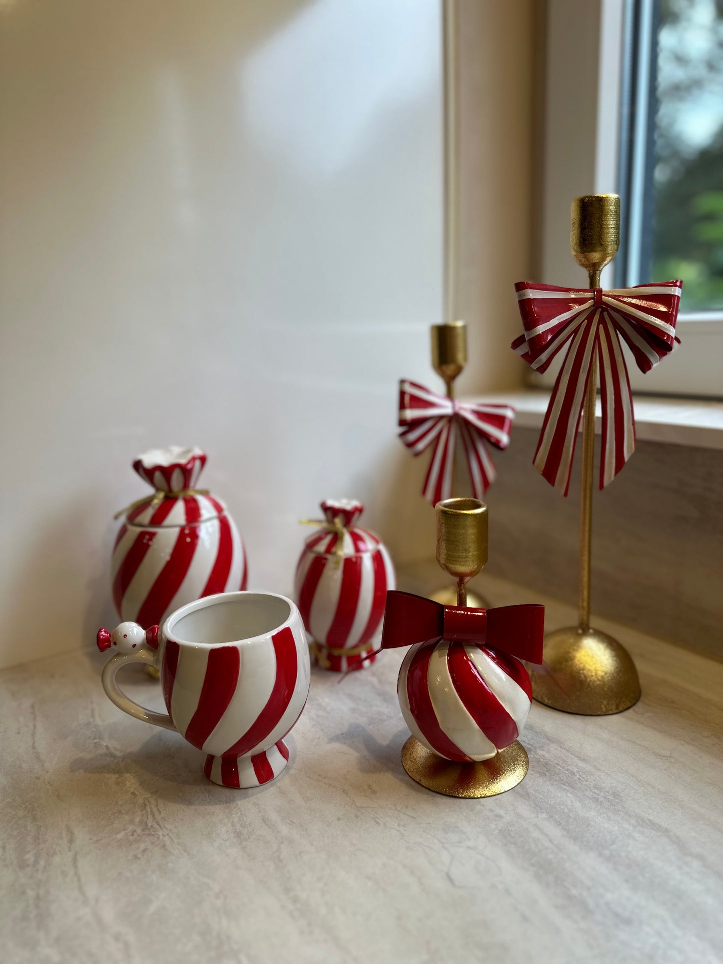 Goldline- Weihnachts Candy Kerzenhalter mit Schleife, rot-weiß-gold in verschiedenen Größen