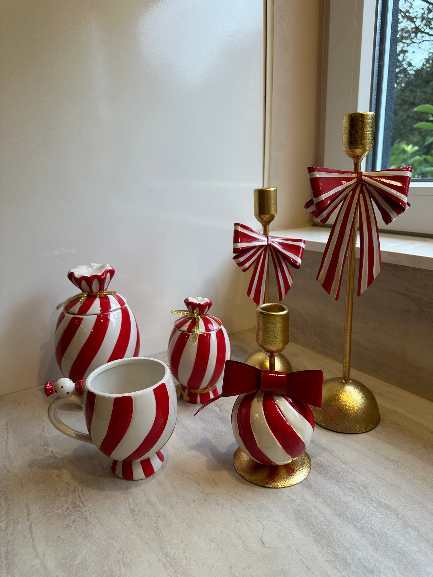 Goldline- Candy Bonbon Keksdosen rot-weiß 2er Set in 11cm x 11cm x 18cm und 9cm x 9cm  x 14cm