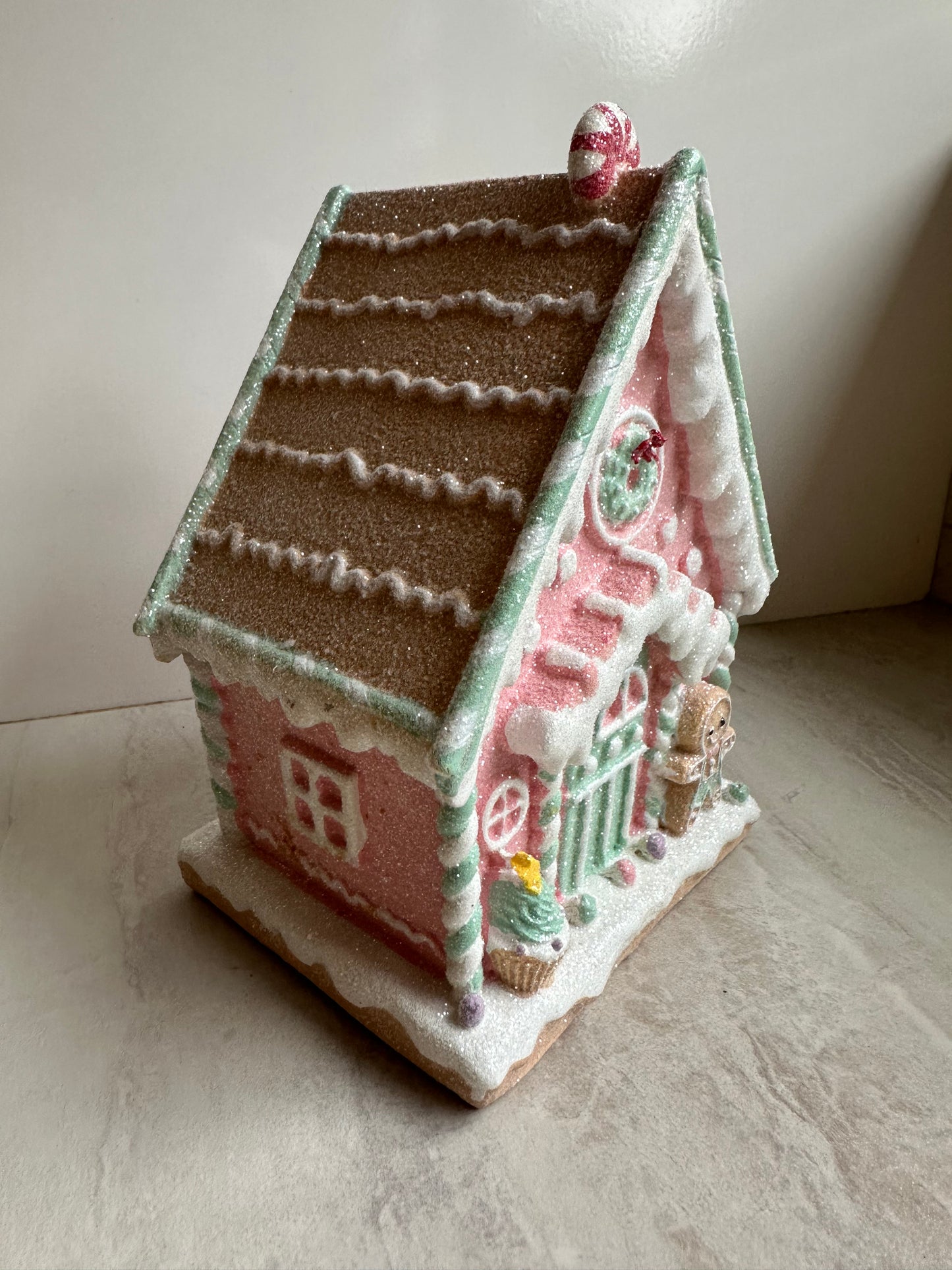 Goldline- Candy Pastell Leckuchenhaus mit Glitzer 12cm x 10cm x 16cm