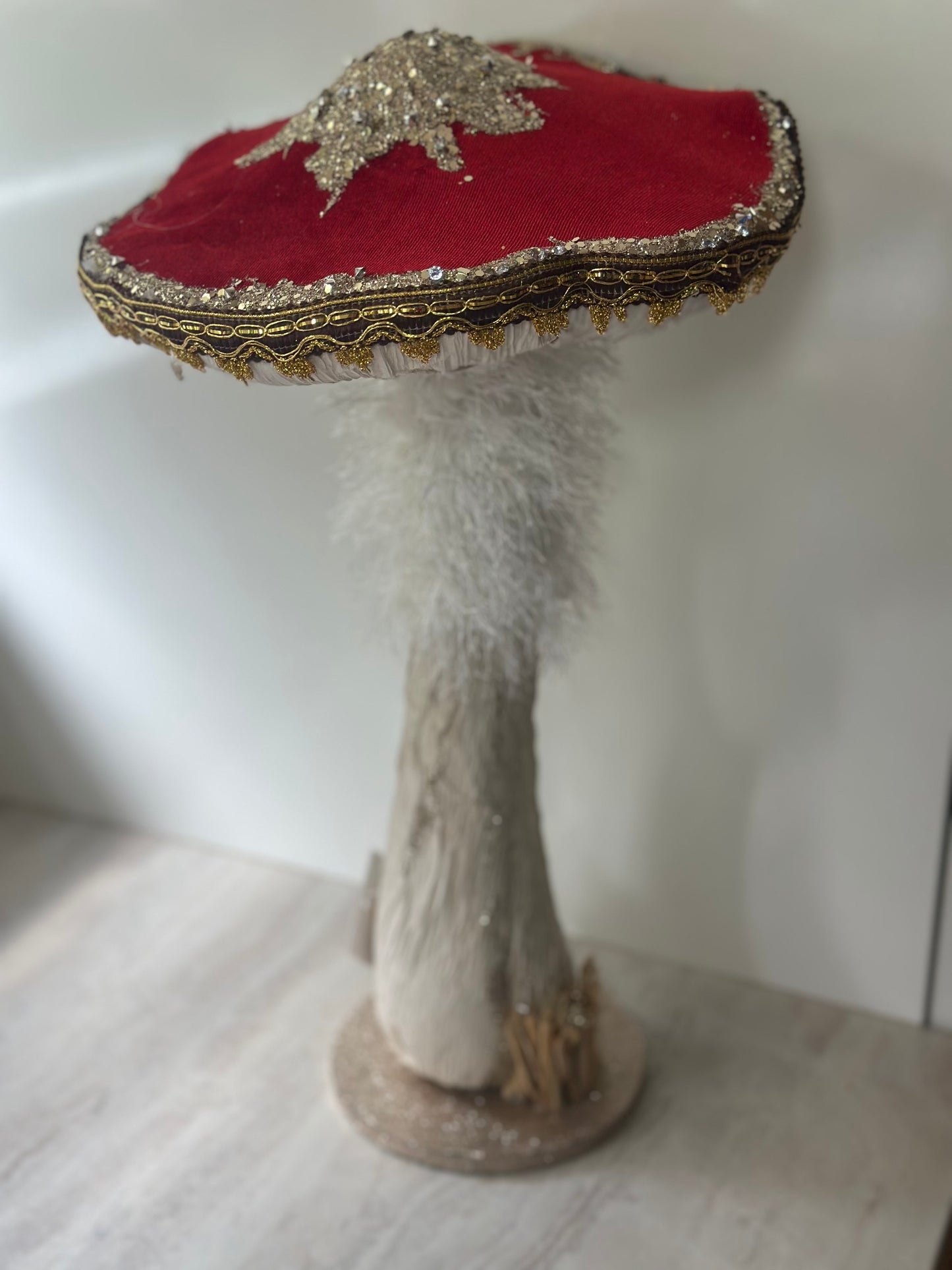 Goldline- Deko Pilz Samt rot-weiß mit goldenem Glitzer 26cm x 43cm