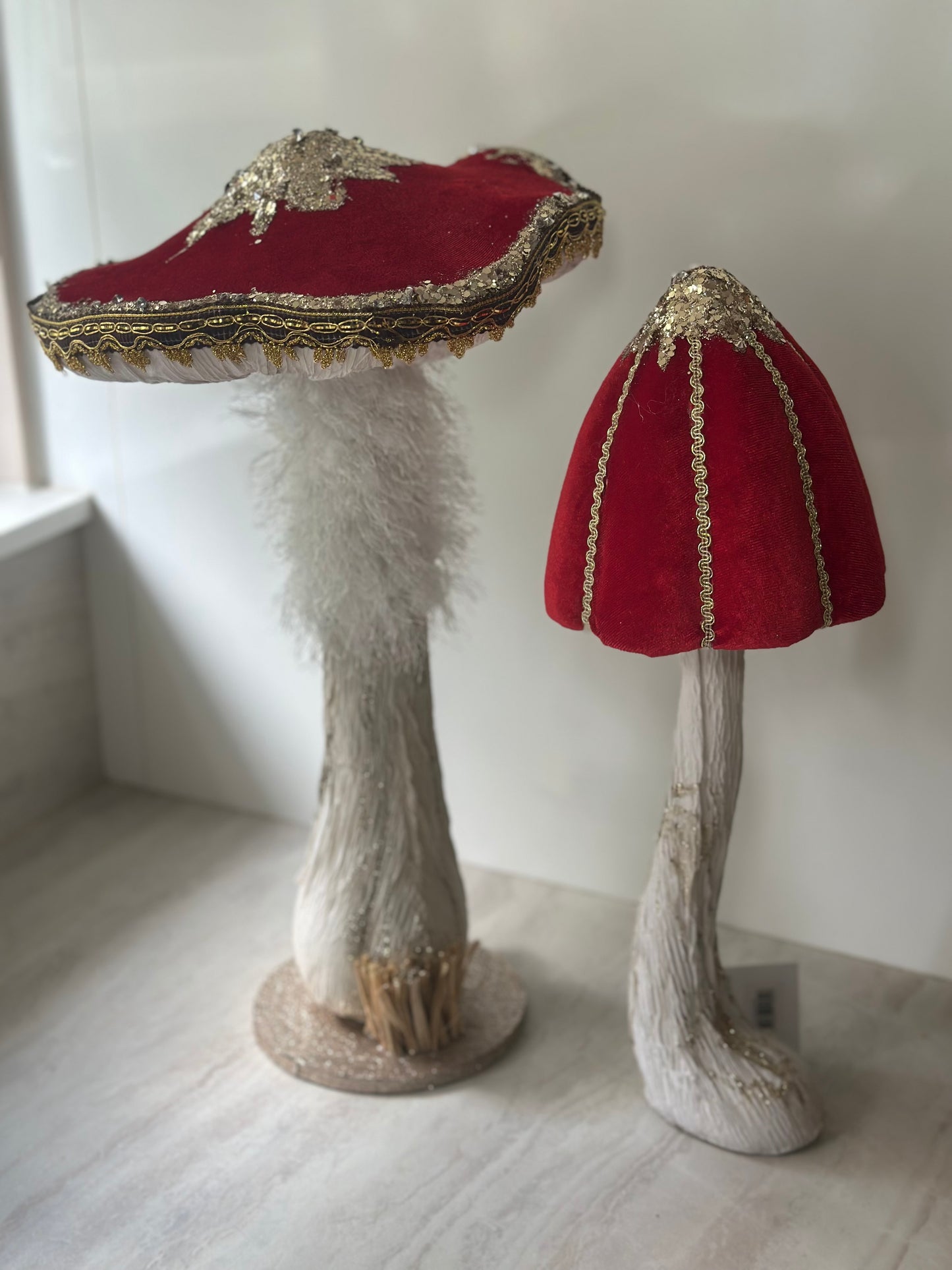 Goldline- Deko Pilz Samt rot-weiß mit goldenem Glitzer 15cm x 40cm